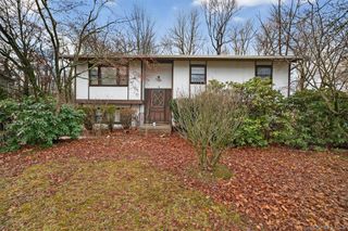 53 Mallory Road, Spring Valley, NY 10977
