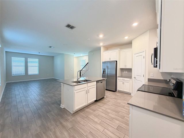 17063 QUICKSILVER AVENUE, Winter Garden, FL 34787