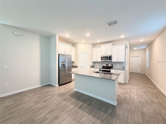 17063 QUICKSILVER AVENUE, Winter Garden, FL 34787