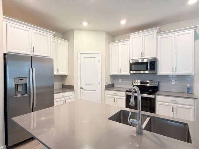 17063 QUICKSILVER AVENUE, Winter Garden, FL 34787