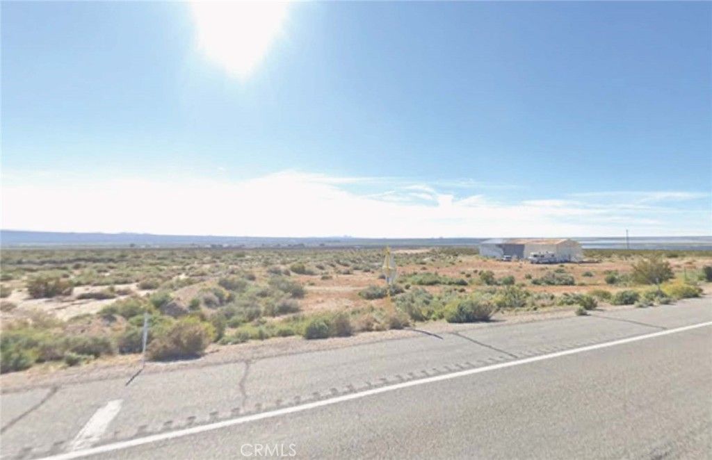 Image 1 of property listing at 32750 Highway 14, Cantil, CA 93501