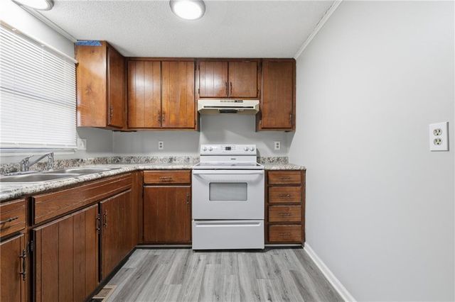 1416 5th Avenue, Leavenworth, KS 66048