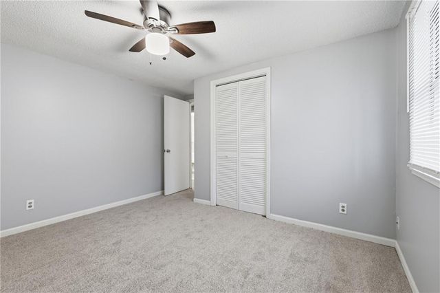 1416 5th Avenue, Leavenworth, KS 66048