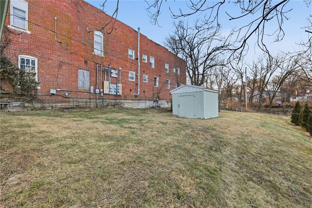 1416 5th Avenue, Leavenworth, KS 66048