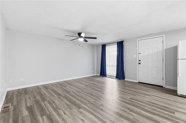 1416 5th Avenue, Leavenworth, KS 66048