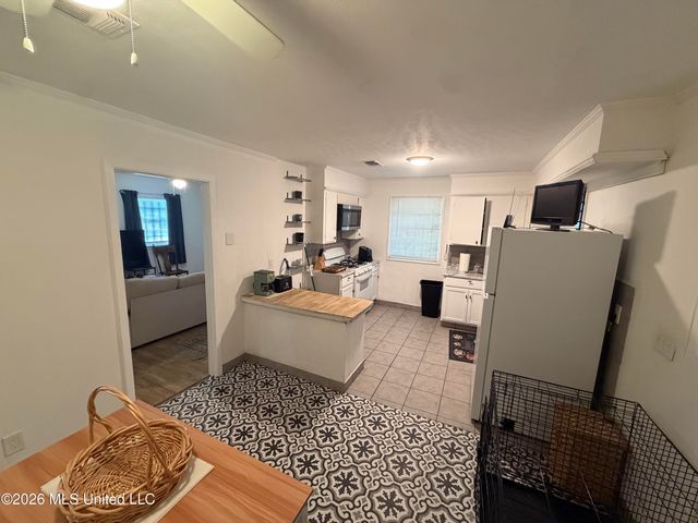 5552 Crepe Myrtle Drive, Jackson, MS 39206