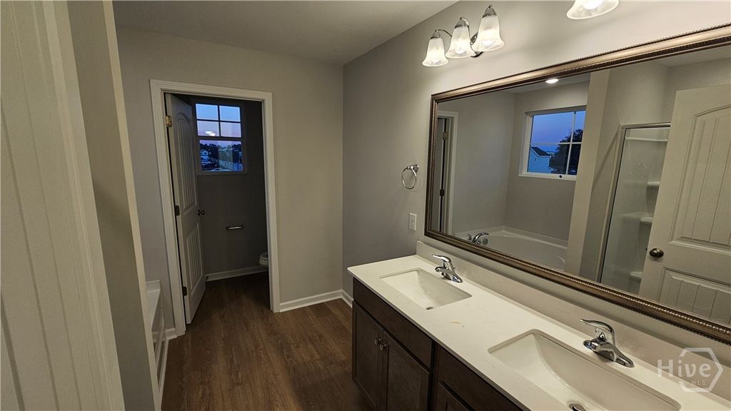 Image 7 of property listing at 104 Hasty Point Road, Savannah, GA 31407