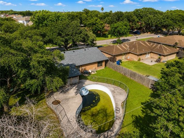10741 Larkwood St, Corpus Christi, TX 78410