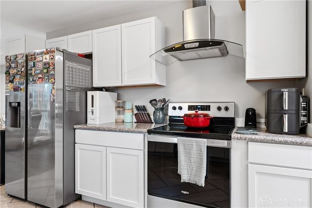 1198 W Social Row Road, Dayton, OH 45458