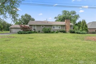 1198 W Social Row Road, Dayton, OH 45458