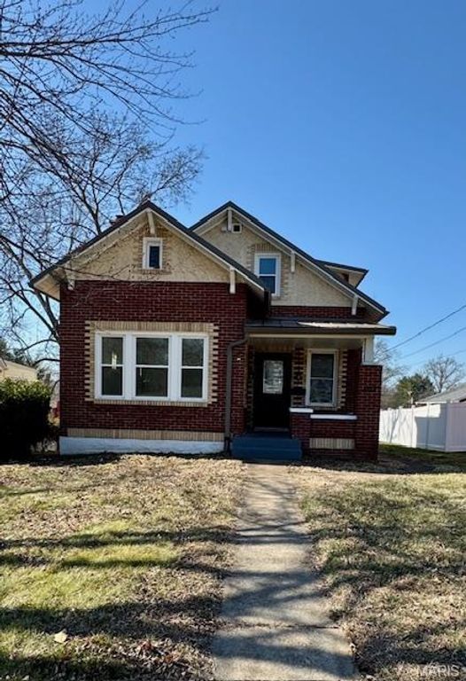 1522 E 5th Street, Washington, MO 63090
