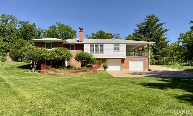 9817 Kimker Lane, Sunset Hills, MO 63127