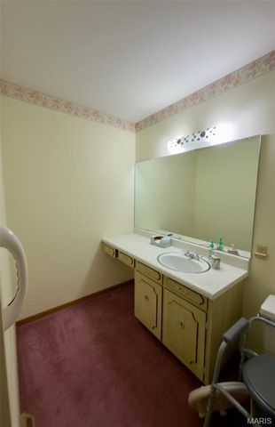 9817 Kimker Lane, Sunset Hills, MO 63127