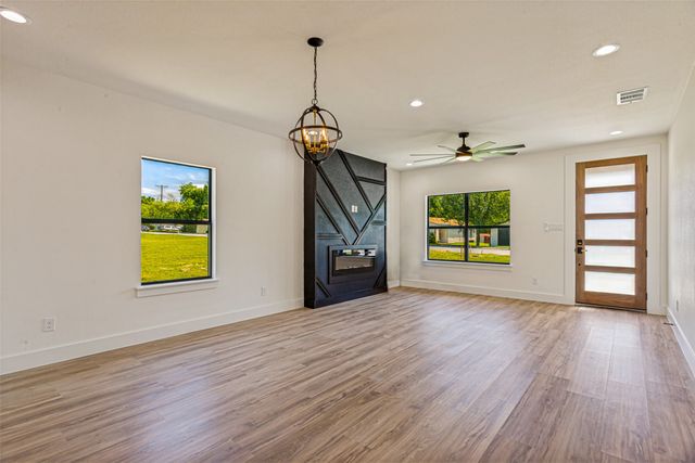 601 Hettie Street, Denton, TX 76209
