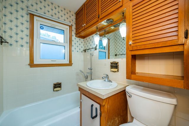 503 E Virginia Avenue, Des Moines, IA 50315