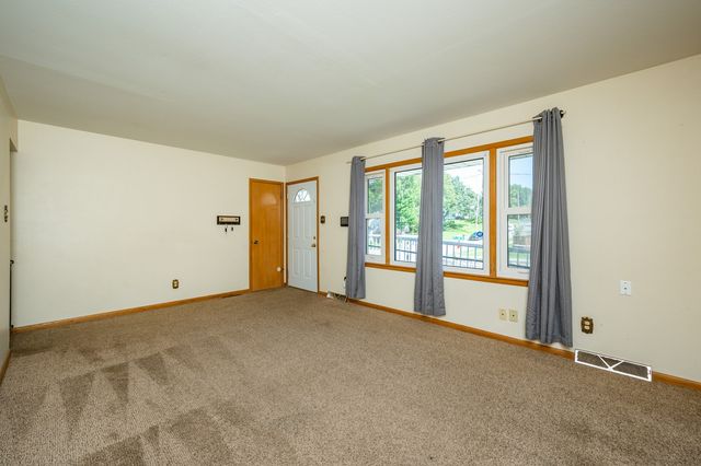 503 E Virginia Avenue, Des Moines, IA 50315