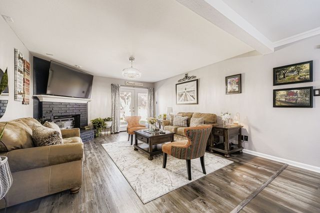 5121 Meridian Lane, Fort Worth, TX 76244