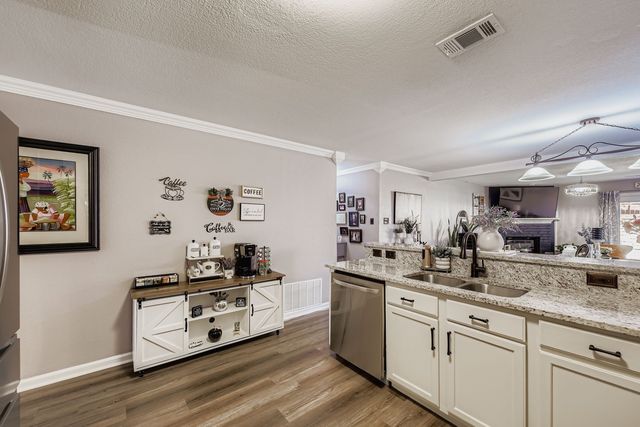 5121 Meridian Lane, Fort Worth, TX 76244