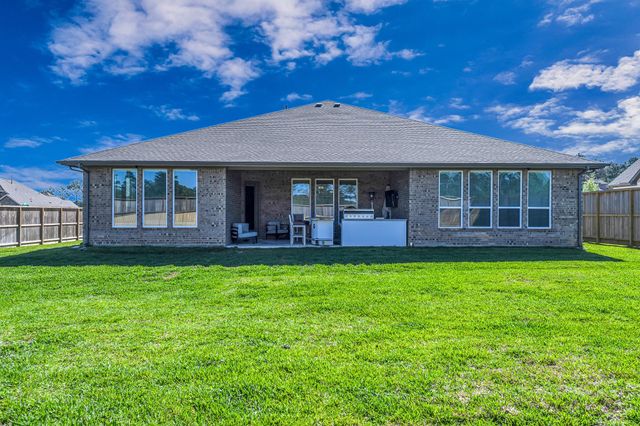 41015 Kimber Lane, Magnolia, TX 77354