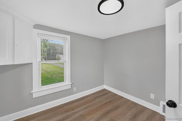 2931 Grant Road, Rochester Hills, MI 48309