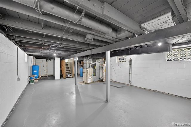 2931 Grant Road, Rochester Hills, MI 48309