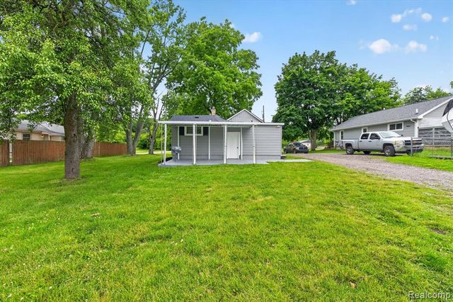 2931 Grant Road, Rochester Hills, MI 48309