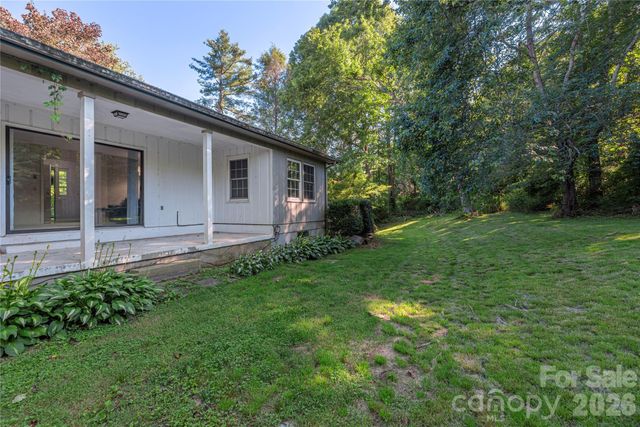 142 Whisperwood Drive 19, Hendersonville, NC 28791