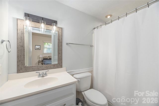 142 Whisperwood Drive 19, Hendersonville, NC 28791