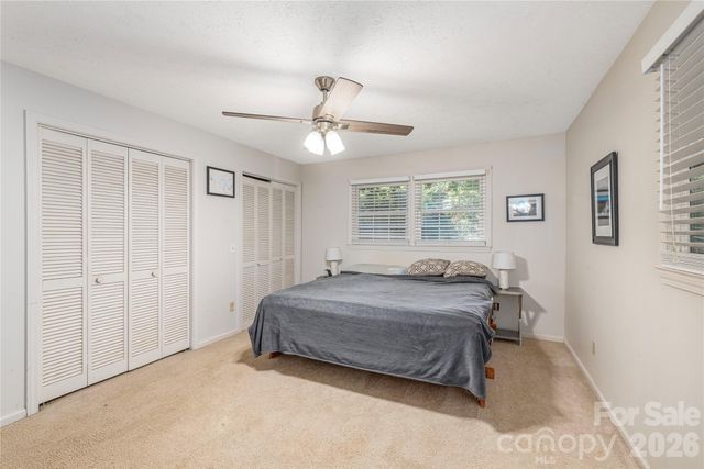 142 Whisperwood Drive 19, Hendersonville, NC 28791