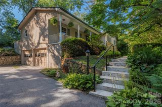 142 Whisperwood Drive 19, Hendersonville, NC 28791
