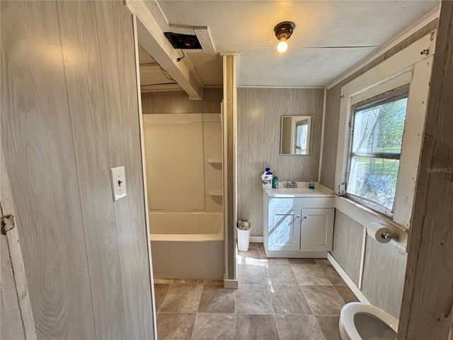 19435 FORT DADE AVENUE, Brooksville, FL 34601