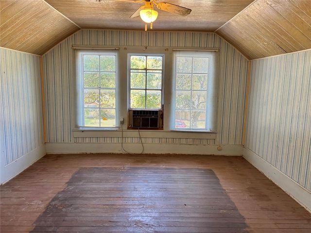 19435 FORT DADE AVENUE, Brooksville, FL 34601
