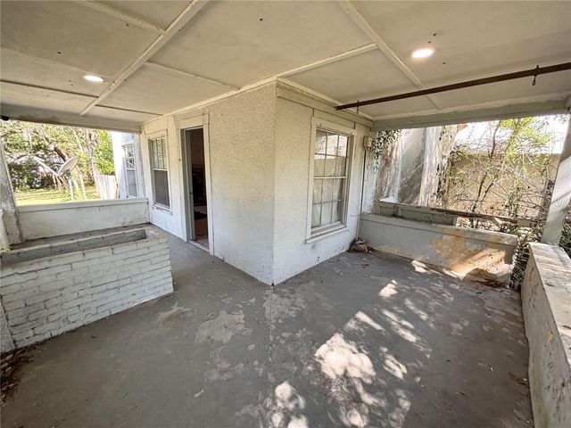 19435 FORT DADE AVENUE, Brooksville, FL 34601