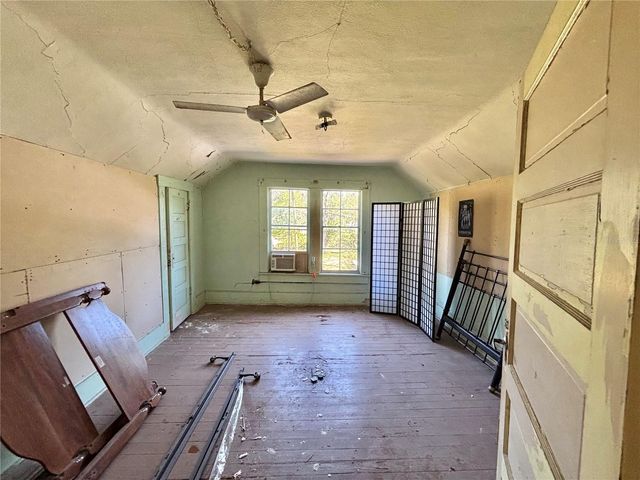 19435 FORT DADE AVENUE, Brooksville, FL 34601