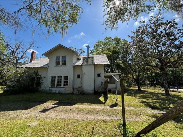 19435 FORT DADE AVENUE, Brooksville, FL 34601