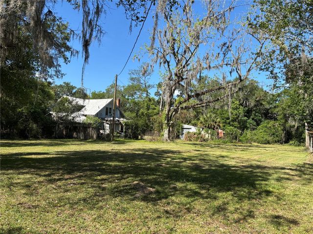 19435 FORT DADE AVENUE, Brooksville, FL 34601