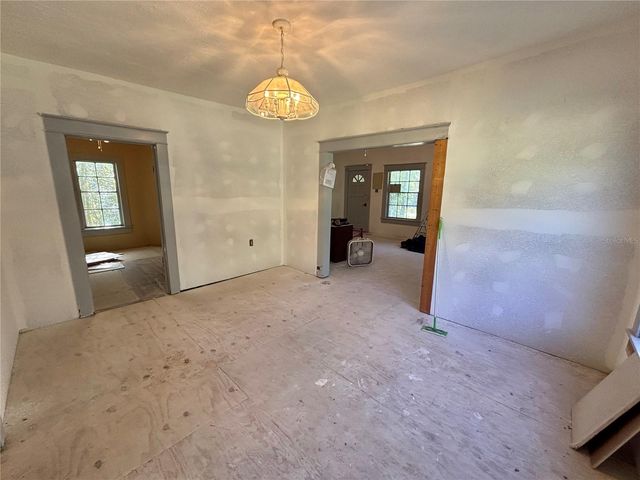 19435 FORT DADE AVENUE, Brooksville, FL 34601