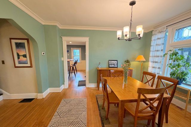 539 Saint Clair Avenue, Saint Paul, MN 55102