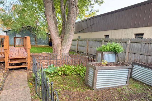 539 Saint Clair Avenue, Saint Paul, MN 55102