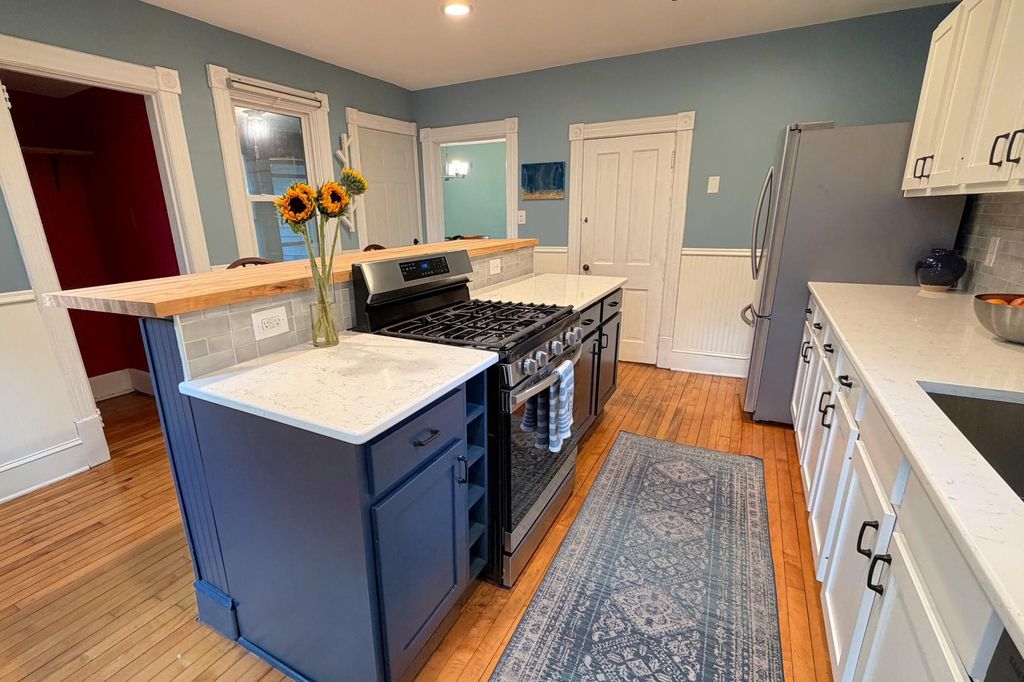 539 Saint Clair Avenue, Saint Paul, MN 55102 — photo 4
