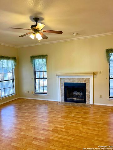 11839 Parliament St Apt 1622, San Antonio, TX 78216