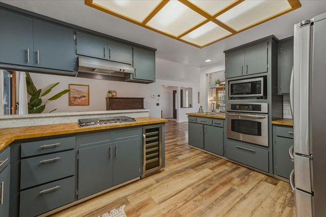 16243 Behr Mountain Rd, Grass Valley, CA 95945