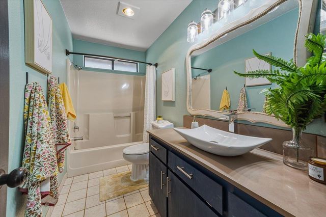 16243 Behr Mountain Rd, Grass Valley, CA 95945