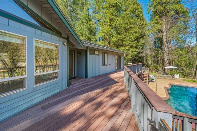 16243 Behr Mountain Rd, Grass Valley, CA 95945