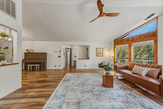 16243 Behr Mountain Rd, Grass Valley, CA 95945