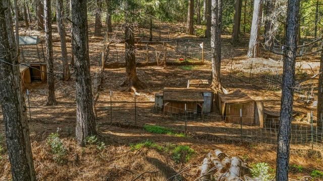 16243 Behr Mountain Rd, Grass Valley, CA 95945