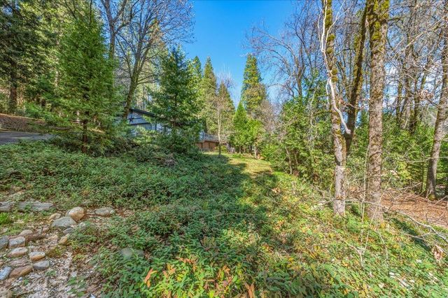 16243 Behr Mountain Rd, Grass Valley, CA 95945