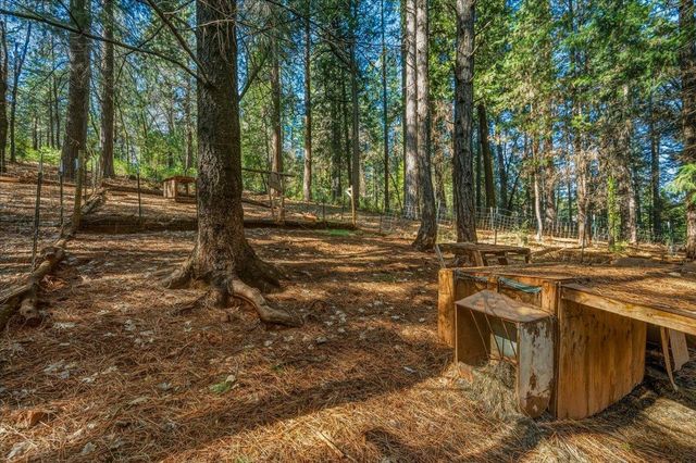 16243 Behr Mountain Rd, Grass Valley, CA 95945