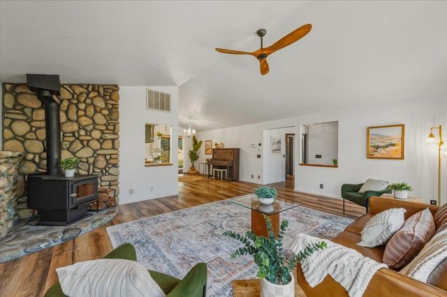 16243 Behr Mountain Rd, Grass Valley, CA 95945