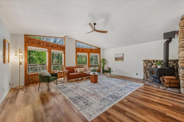 16243 Behr Mountain Rd, Grass Valley, CA 95945